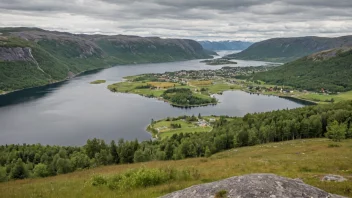 Et pittoreskt landskap av Svingvolls, som viser dets naturskjønnhet.