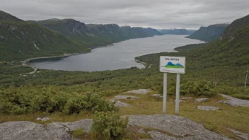 Et idyllisk norsk landskap med en skilt eller et kart som viser navnet Belsvik