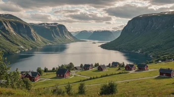 Et fredelig norsk landskap med en liten landsby i bakgrunnen.