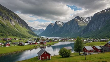 En malerisk landsby omgitt av fjell og vann